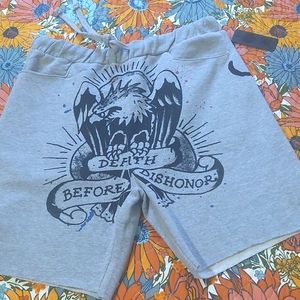 Ed Hardy mens gray traditional Eagle Death before dishonor raw edges shorts